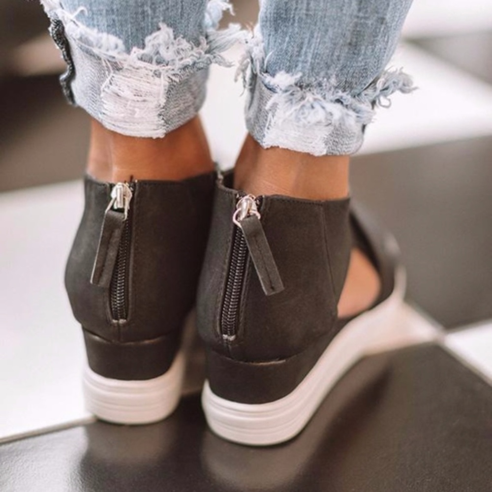 JEFFREY Cut out Sneakers -BLACK       - Picture 2 of 6